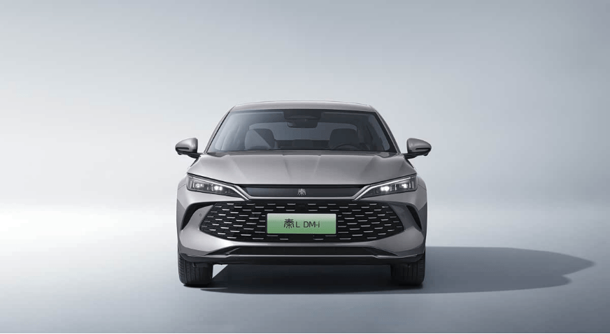 2026款秦PLUS DM-i长续航版1月8日上市重塑10万级混动标杆(图3) 2026款秦PLUS DM-i长续航版1月8日上市重塑10万级混动标杆(图3)